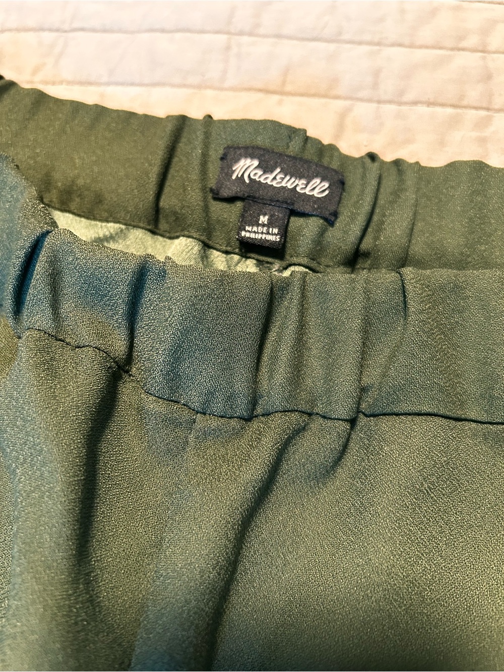 Madewell Scalloped hem shorts medium